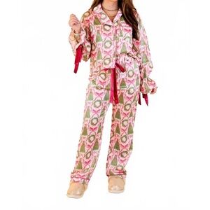 Simply Southern Pink and Green Patterned Christmas Women's Pajama Set XS